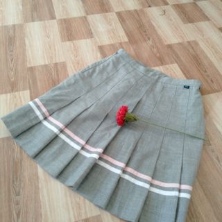Chân váy xếp li hàn si chuẩn