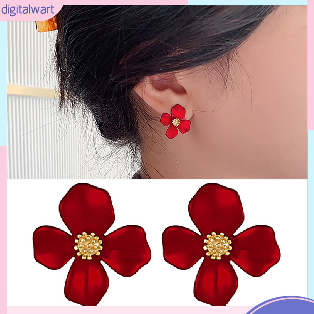 Đôi bông tai hình hoa đỏ xinh xắn cho nữ