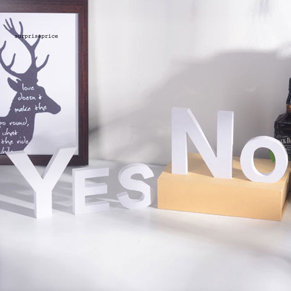 Chữ cái Alphabet bằng gỗ dùng để trang trí tiệc cưới tiện lợi