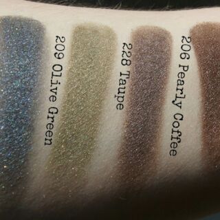 Phấn mắt Kiko water eyeshadow