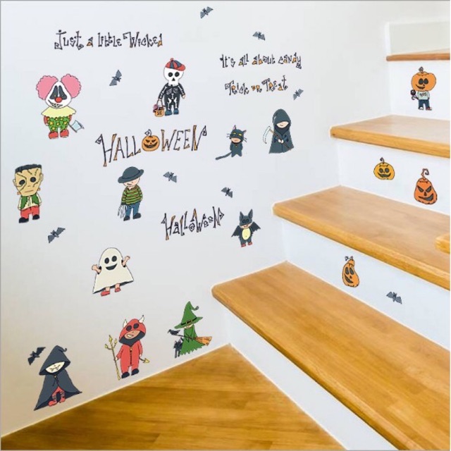 Decal dán tường Halloween - Quỷ yêu vui vẻ kèm chữ