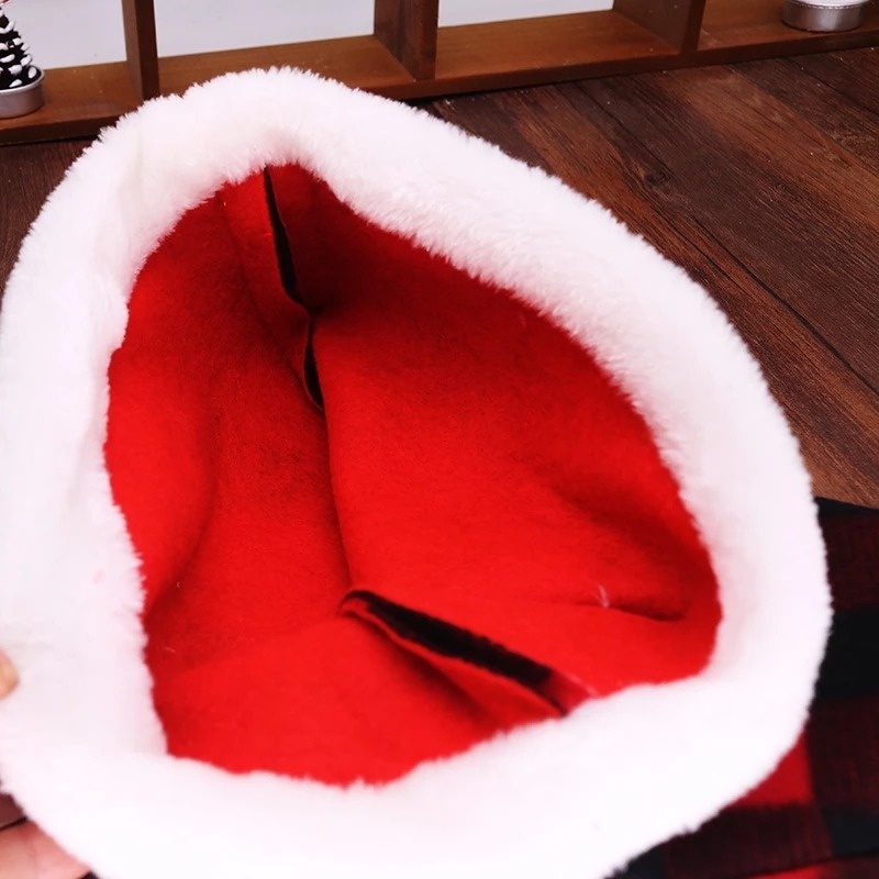 Mũ giáng sinh mềm mại thoải mái họa tiết sọc ca rô đỏ đáng yêu cho nam và nữ