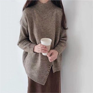 Áo len xẻ vạt khuy ulzzang