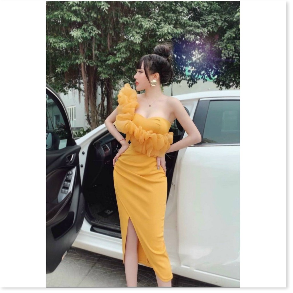 ĐẦM POLY PHỐI VOAN KIẾNG,THIẾT KẾ HỌA TIẾT TRƠN NHƯNG KHÔNG KÉM PHẦN SANG TRỌNG  THỜI TRANG KME.STORE