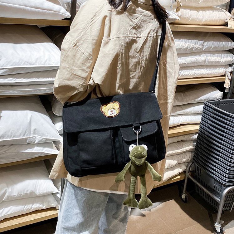 Túi đeo chéo HAZIN vải canvas thêu Gấu cao cấp đi học đi chơi đựng vừa khổ a4 phong cách unisex phù hợp cả nam và nữ