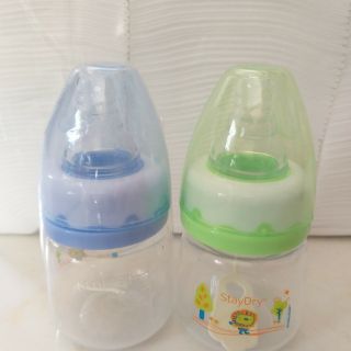 Bình sữa staydry McGoldson