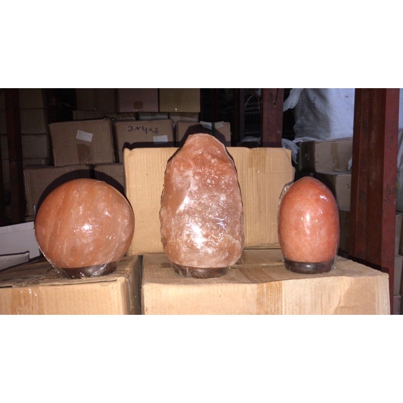 Đèn đá muối Himalaya 5-7kg tốt cho phong thuỷ tài lộc