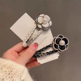 Kẹp mái hoa trà xinh xắn nữ tính