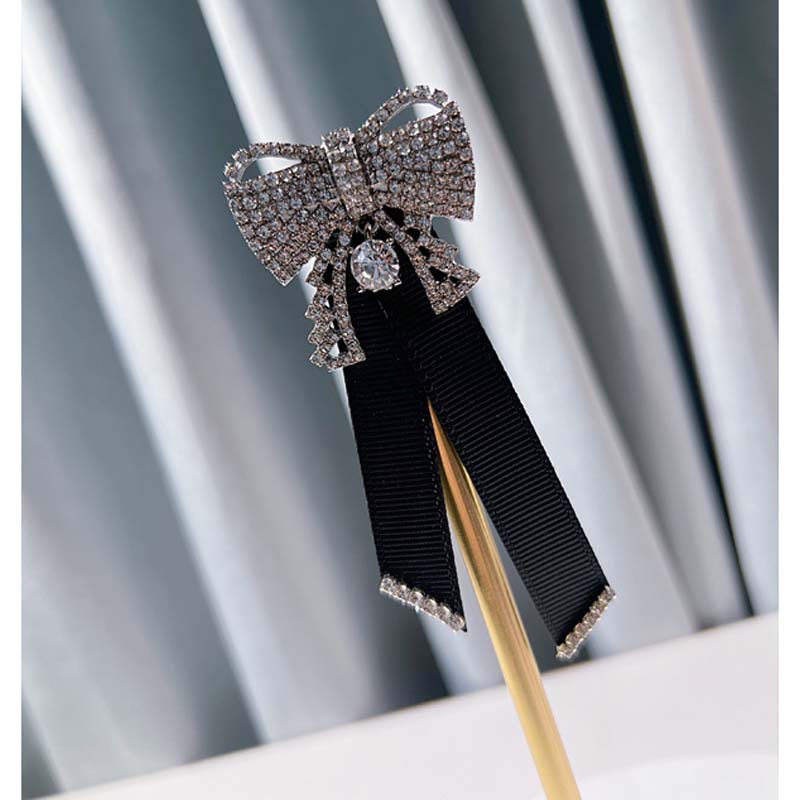 Cài Áo Hình Nơ Đính Đá Thời Trang Cho Nữ