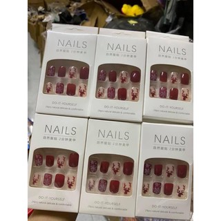Dán móng tay ,nail( giao mẫu bất kì)có kèm keo