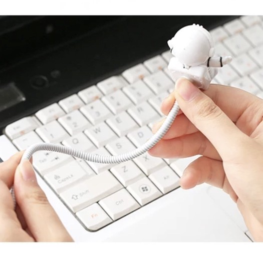 &lt;24h Lô hàng&gt; W&amp;G Đèn led mini cắm cổng usb hình phi hành gia