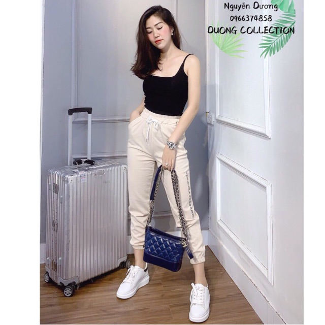 Áo 2 dây cổ vuông