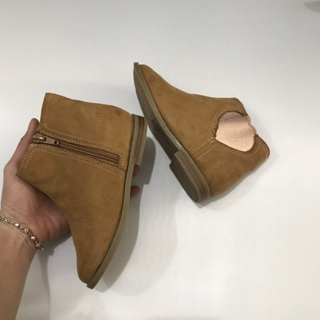 Giày boots bé gái xuất dư