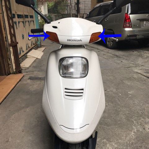 Nắp đèn xi nhan TRƯỚC xe SPACY  cặp nắp đèn xi nhan trước cho xe Spacy - A1770