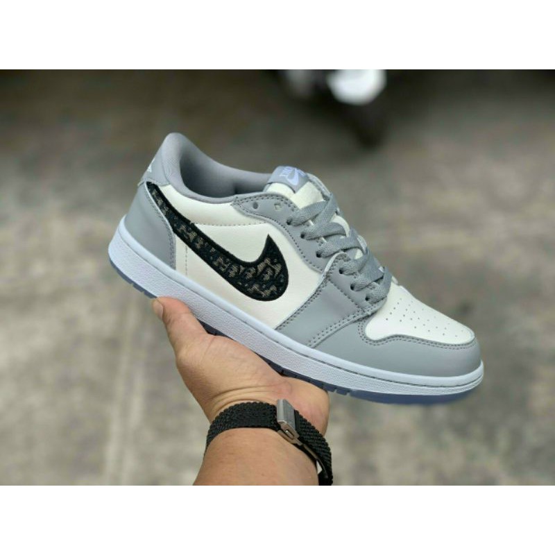 Giày NIKE JORDAN 1
