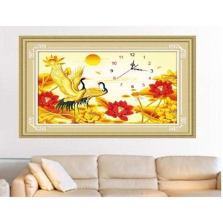 Tranh đính đá đồng hồ Con Hạc. Kích thước: 75x50cm