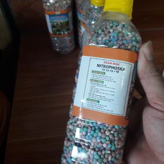 Phân bón tan chậm cho hoa cây cảnh