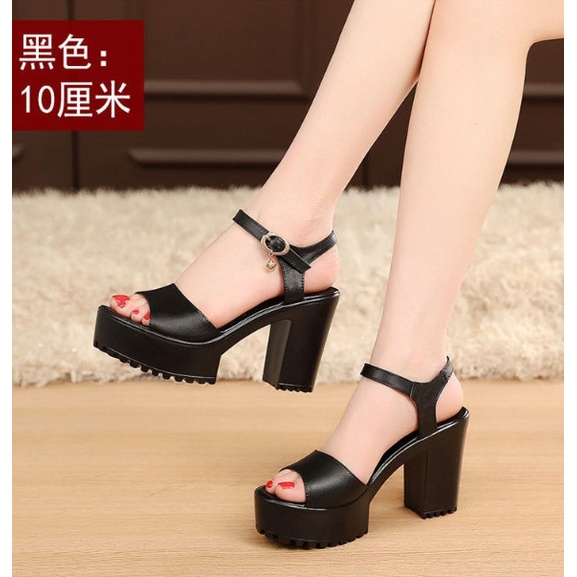 Giày sandan cao gót đế thô quai bản