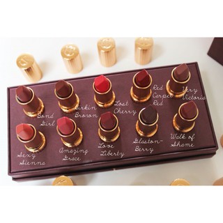 Son lì charlotte tilbury hot lips “hộp rách nhẹ"sale"