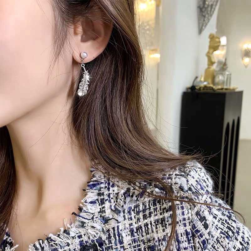 Bông tai ngọc trai lông vũ Hàn Quốc Deluna IU S925