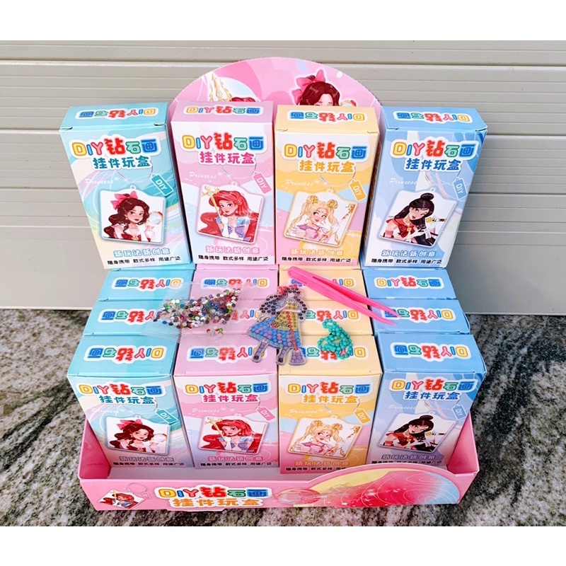 Set DIY tự làm móc khoá đính đá handmade mẫu thú/công chúa cho bé