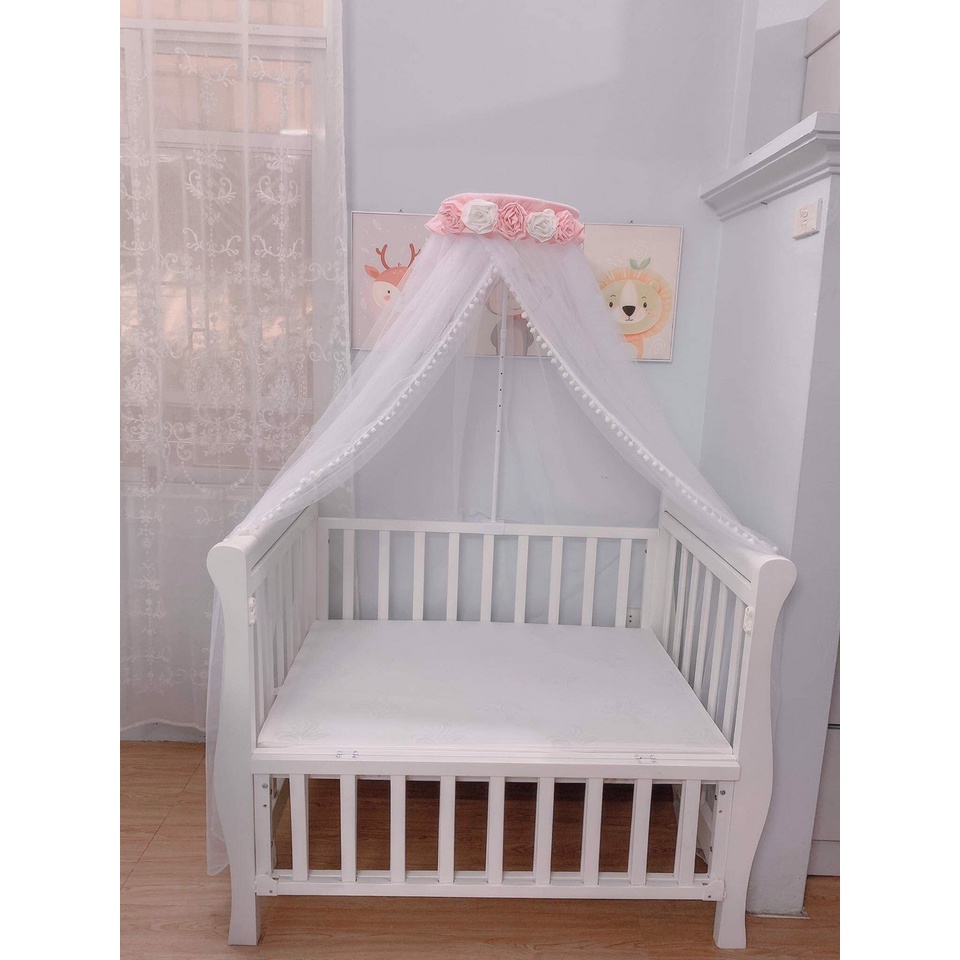 Cọc màn treo cũi đính hoa handmade cho bé - Monnie Kids