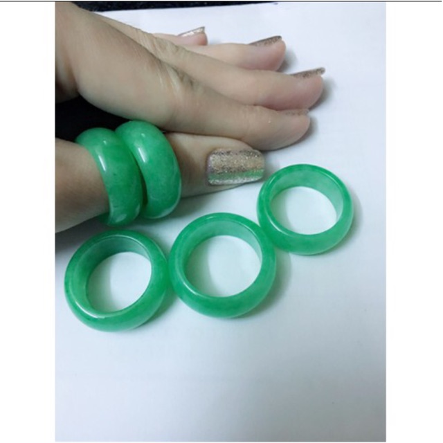 Nhẫn đá cẩm thạch