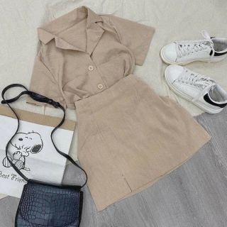 ✔️ SET ÁO VEST  NUDE + CHÂN VÁY XẺ
▪️ Diện sương sương thế này đủ thanh lịch rồi chụy em ơi ❤