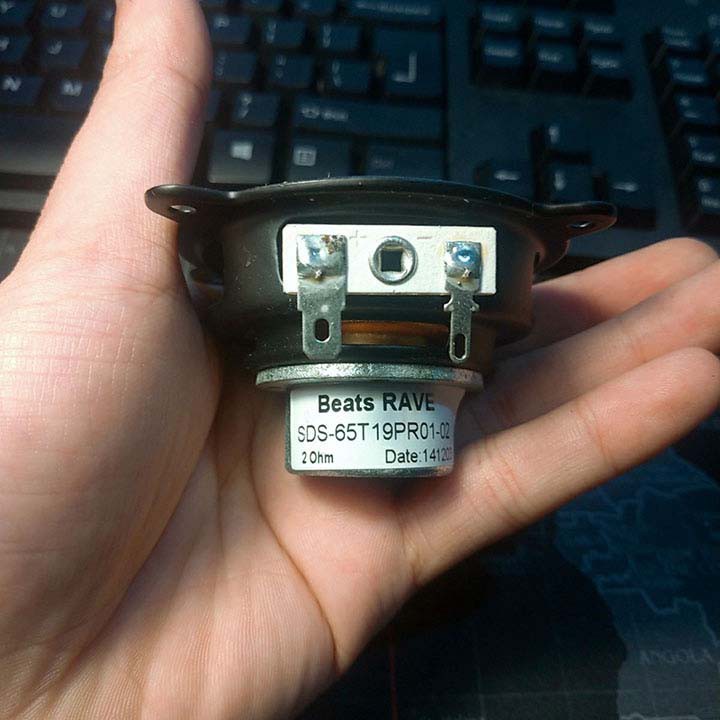 Loa toàn dải Beat Pill 15w 2r