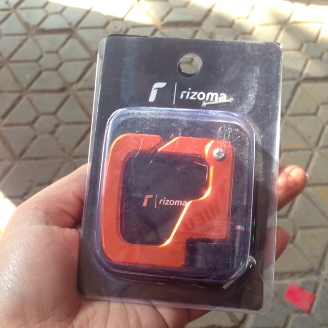 Móc cheo CNC RIROMA dùng cho xe SH ,