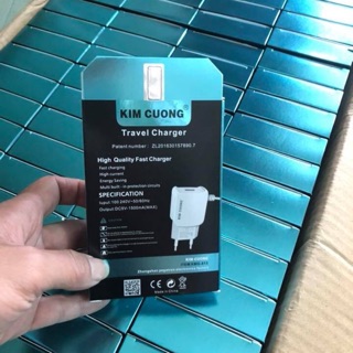 Sạc Kim cương chân micro 815