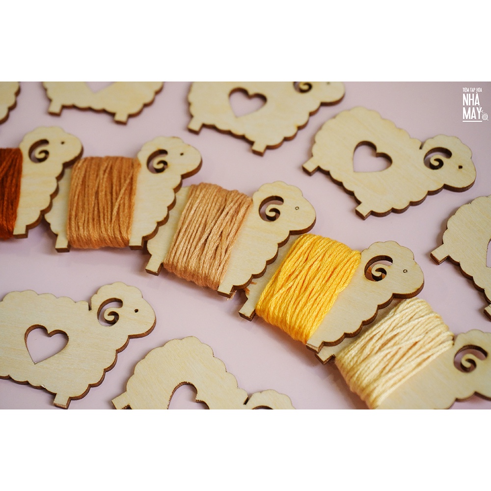 Bobbin gỗ hình cừu (10 con)