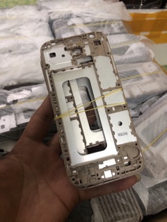 Vỏ sam sung j330 ( vỏ + xương)