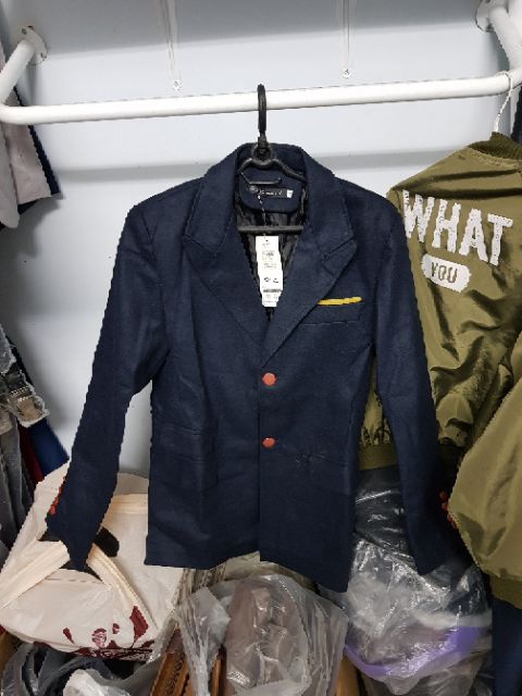 Áo khoác thu đông kiểu vest 2 khuy chất dày dặn | BigBuy360 - bigbuy360.vn