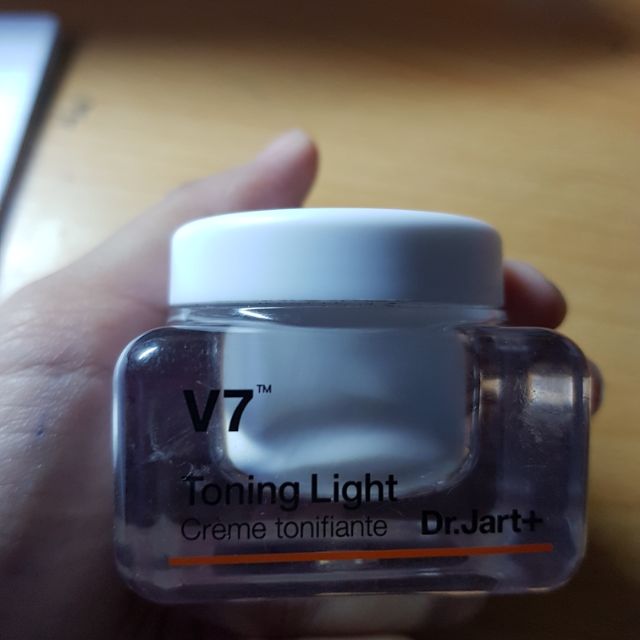 V7 Toning Light