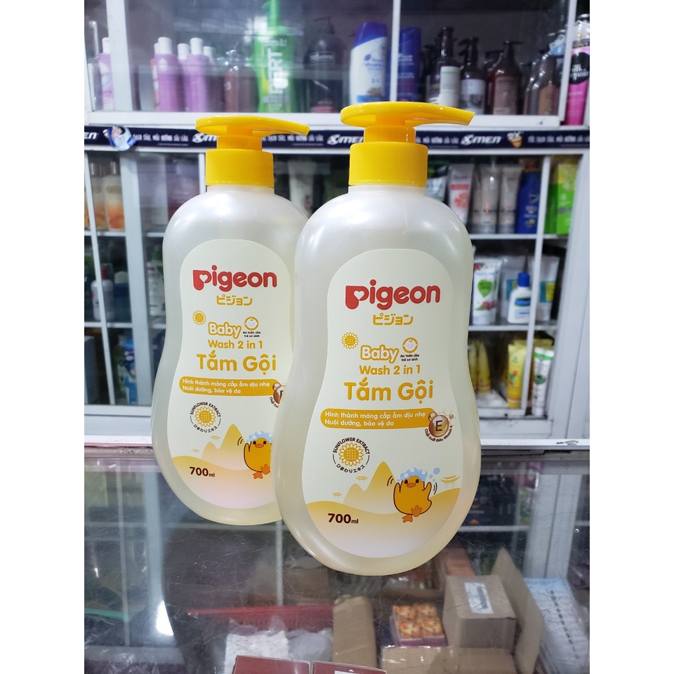 Sữa tắm gội 2 trong 1 Pigeon 700ml