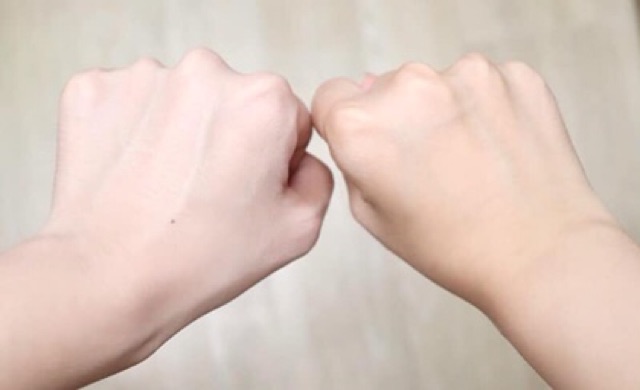 Kem dưỡng body nâng tone 9wishes 150ml