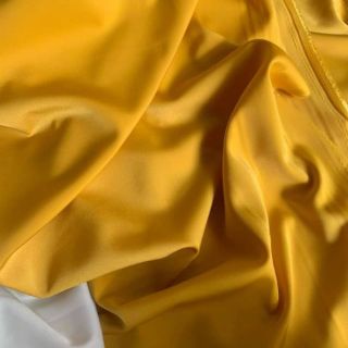 Vải trượt ý kiện