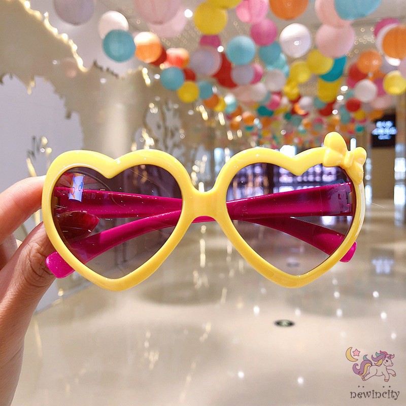 Kính Râm Chống Tia UV Kiểu Dáng Thời Trang