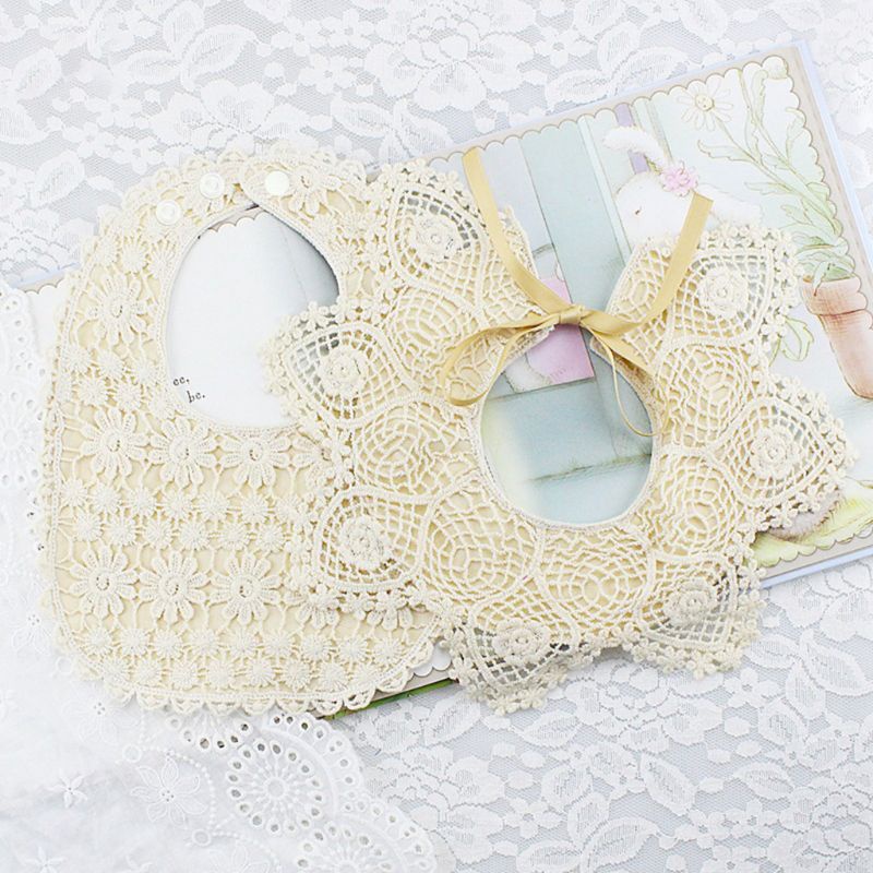 Yếm Ăn Chống Thấm Nước In Họa Tiết Hoa Xinh Xắn Kích Thước Nhỏ Gọn Tiện Dụng Cho Bé