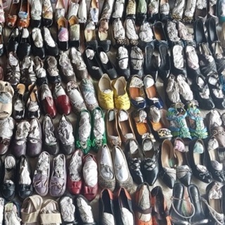 Giày dép lẻ size 4 đôi