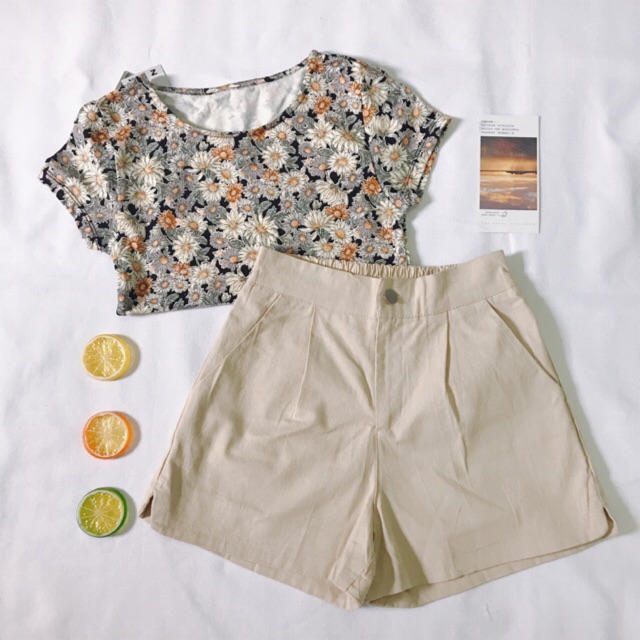 áo thun Croptop hoa cúc