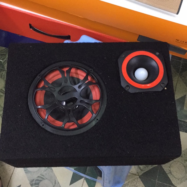 Loa crown 5 vuông - tặng kèm dây AV 3.5 lấy nhạc- BH 6 tháng đổi mới