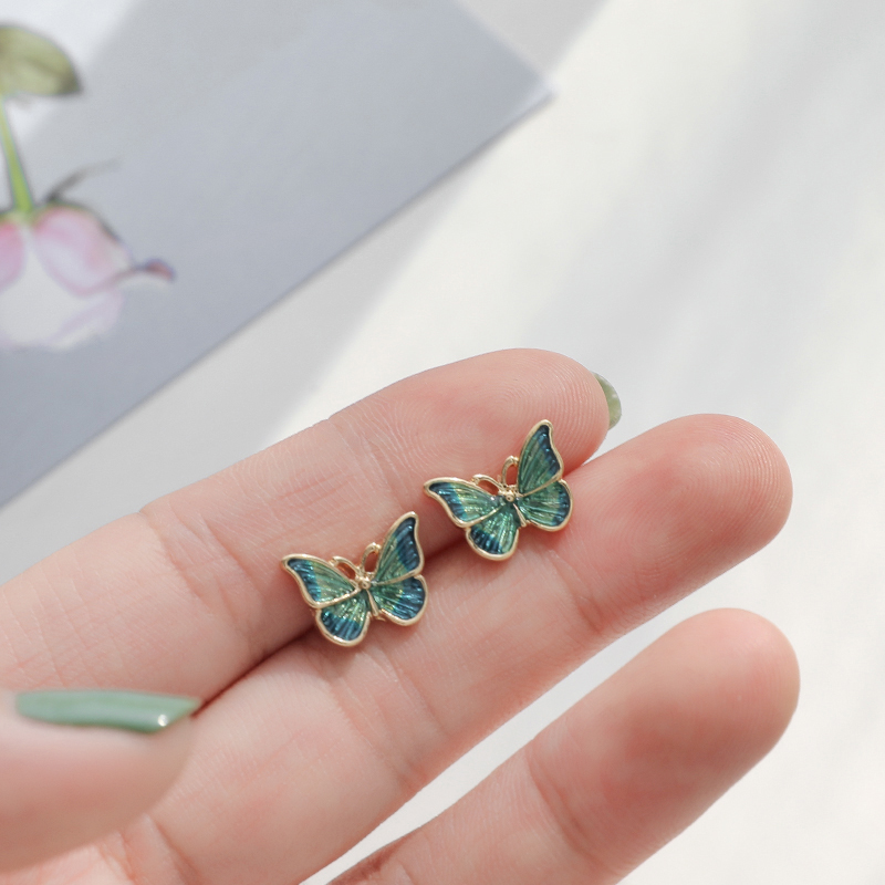 French silver needle Oil painting Gentle and smart style Small earrings Temperament Simple Korean earrings Female earrings