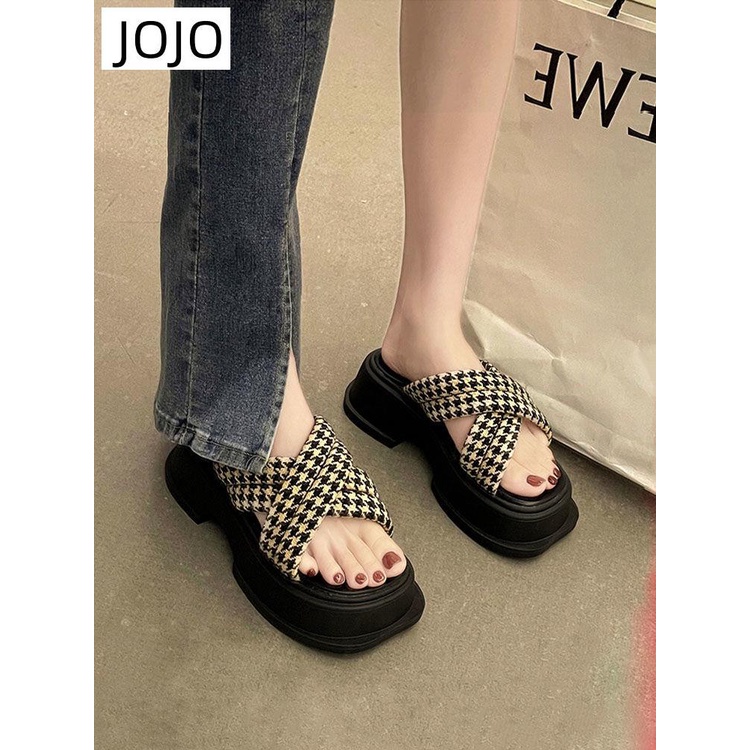 Dép Sandal Đế Dày Quai Chéo Phong Cách Mới Mùa Hè Cho Nữ