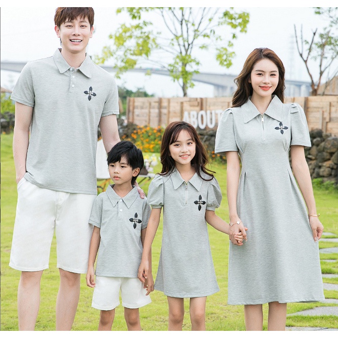 Bộ Áo Thun Có Cổ In Chữ Thập + Đầm Mini Phong Cách Giáng Sinh Thời Trang Cho Cả Gia Đình Plus