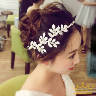 Phụ kiện trang trí tóc cô dâu thiết kế hoa đính đá và ngọc trai sang trọng quý phái