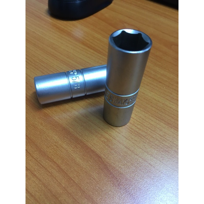 Khẩu tháo bugi đầu 1/2' cỡ 16mm và 21mm jonnesway S17H4216, S17H4221