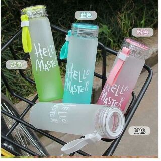 Bình nước thủy tinh nhiêù màu Hello Master 450 ml