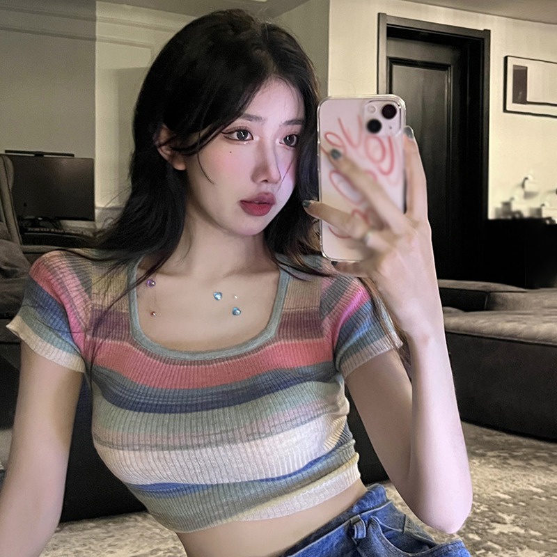 Áo Thun Croptop Dệt Kim Cổ Vuông Tay Ngắn Họa Tiết Kẻ Sọc Nhiều Màu Sắc Thời Trang Cổ Điển Thoáng Khí Cho Nữ